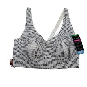 Bali Comfort Revolution Wire-Free Bra Removable Pads‎ Lightweight White Large